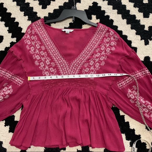 American Eagle Embroidered Boho Peasant Top Size S - Picture 2 of 9